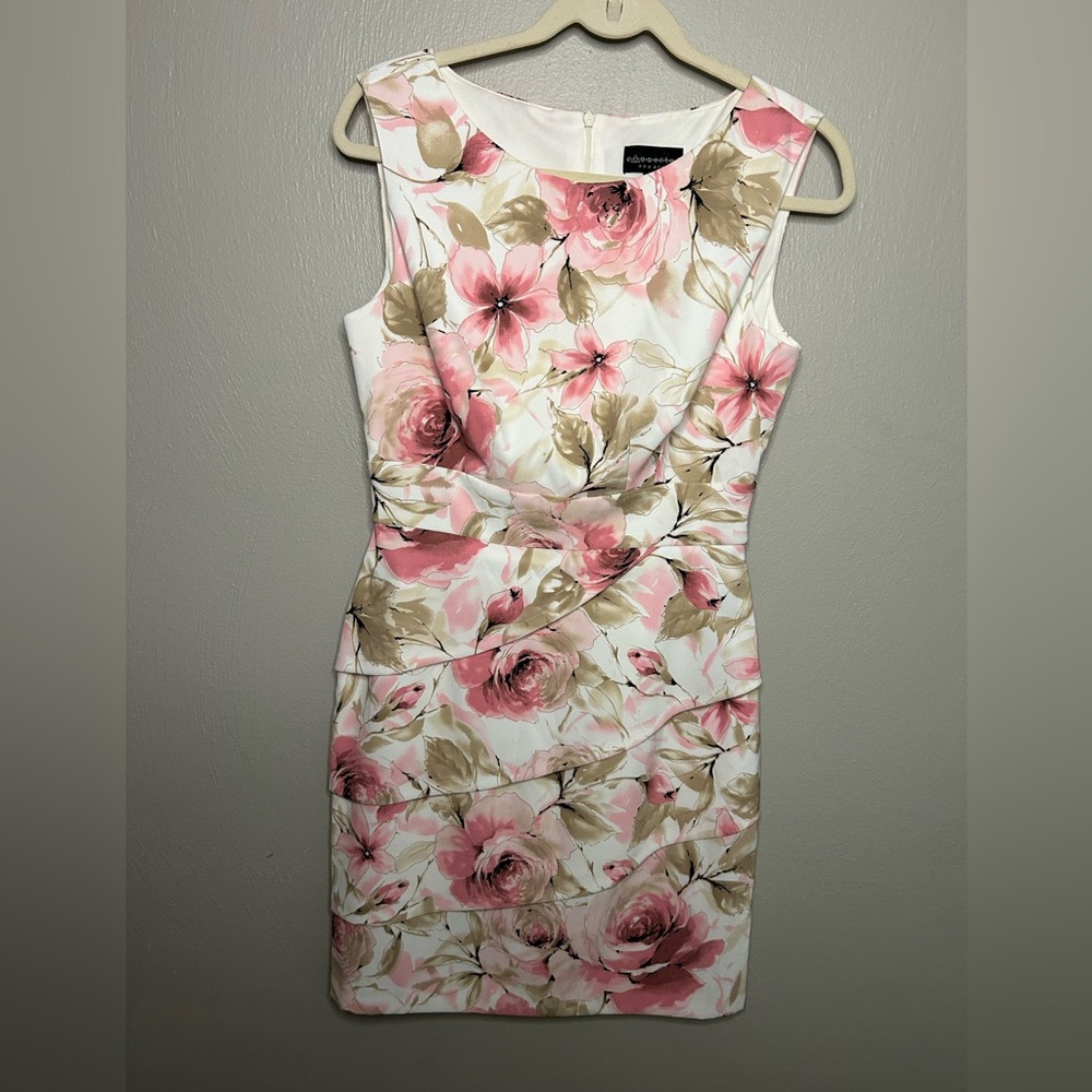 NWOT. Connected Apparel Dress